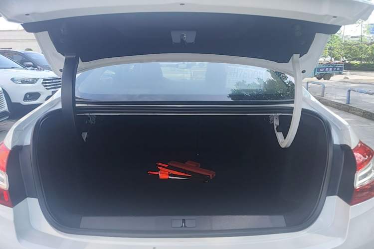 Used Peugeot 408 2014 1.8L Automatic Luxury Edition Trunk