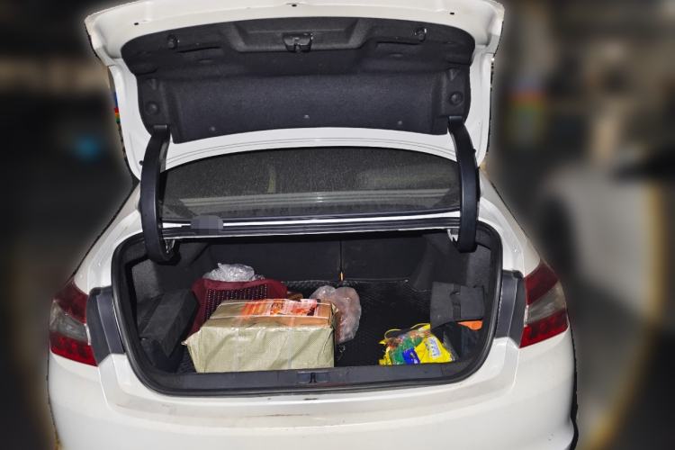Used Peugeot 408 2014 1.8L Automatic Luxury Edition Trunk