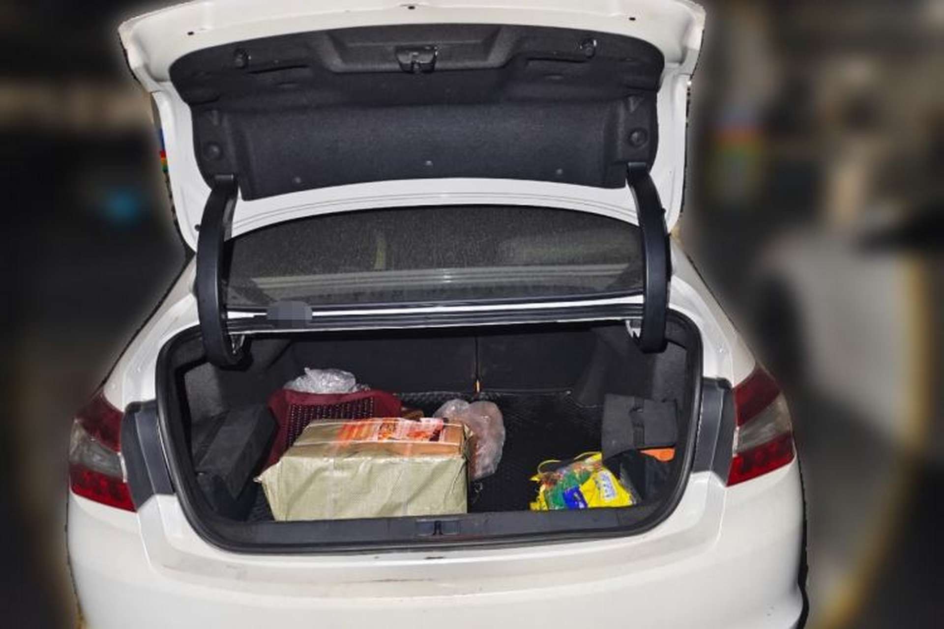 Used Peugeot 408 2014 1.8L Automatic Luxury Edition Trunk