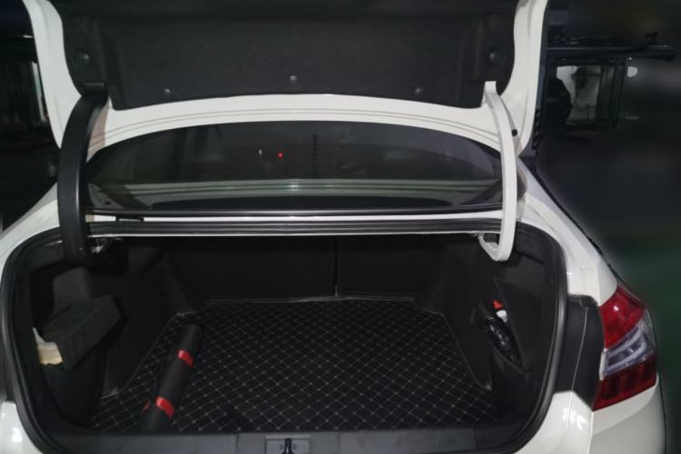 Used Peugeot 408 2014 1.8L Automatic Luxury Edition Trunk