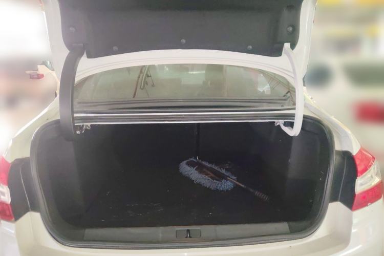 Used Peugeot 408 2014 1.8L Automatic Luxury Edition Trunk