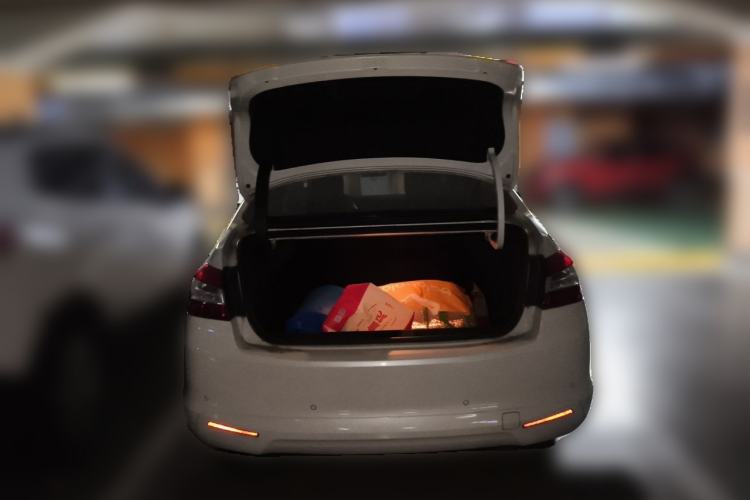 Used Peugeot 408 2014 1.8L Automatic Luxury Edition Trunk