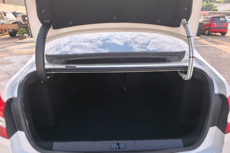 Used Peugeot 408 2014 1.8L Automatic Leading Edition Trunk