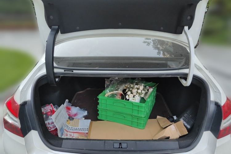 Used Peugeot 408 2014 1.8L Automatic Luxury Edition Trunk