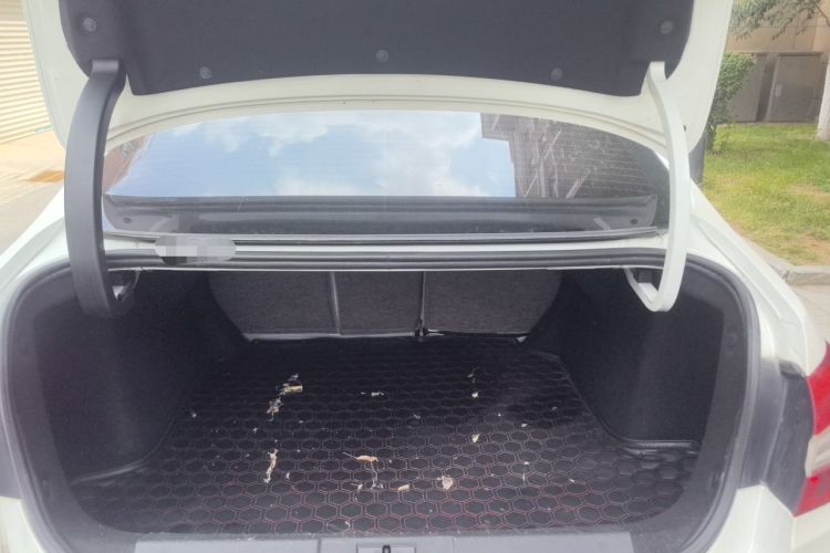 Used Peugeot 408 2014 1.8L Automatic Luxury Edition Trunk