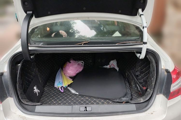 Used Peugeot 408 2014 1.8L Automatic Luxury Edition Trunk