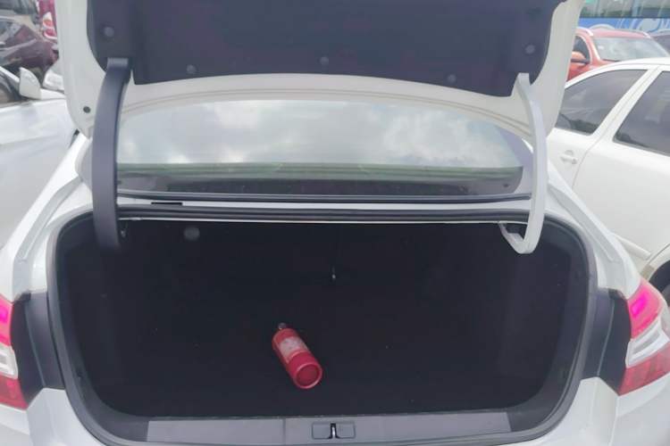 Used Peugeot 408 2014 1.8L Automatic Luxury Edition Trunk