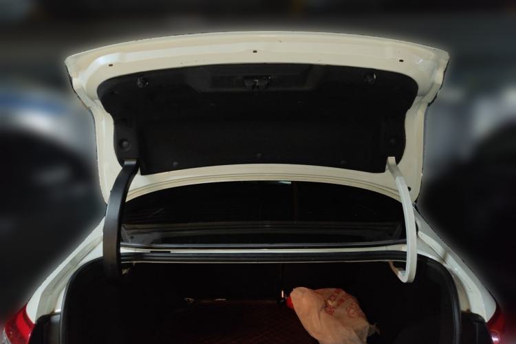 Used Peugeot 408 2014 1.8L Automatic Luxury Edition Trunk
