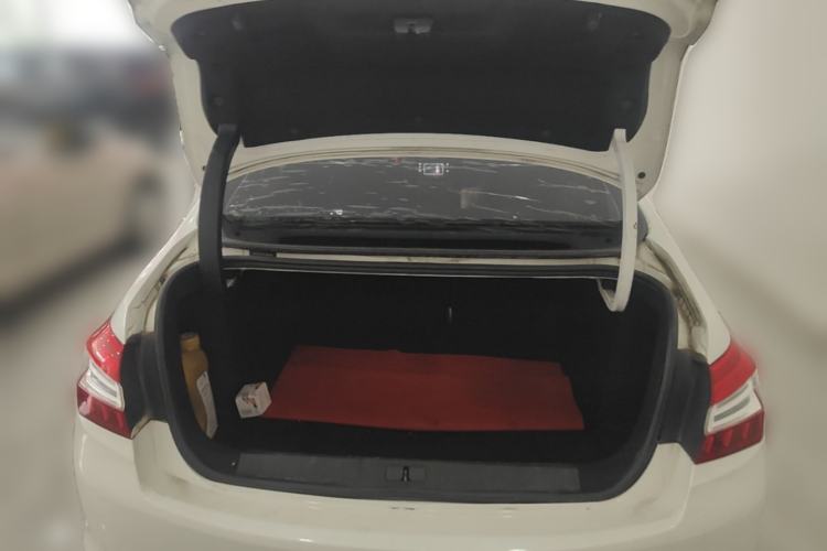 Used Peugeot 408 2014 1.8L Automatic Luxury Edition Trunk