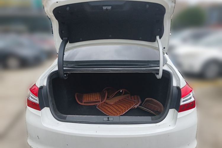 Used Peugeot 408 2014 1.8L Manual Leading Edition Trunk