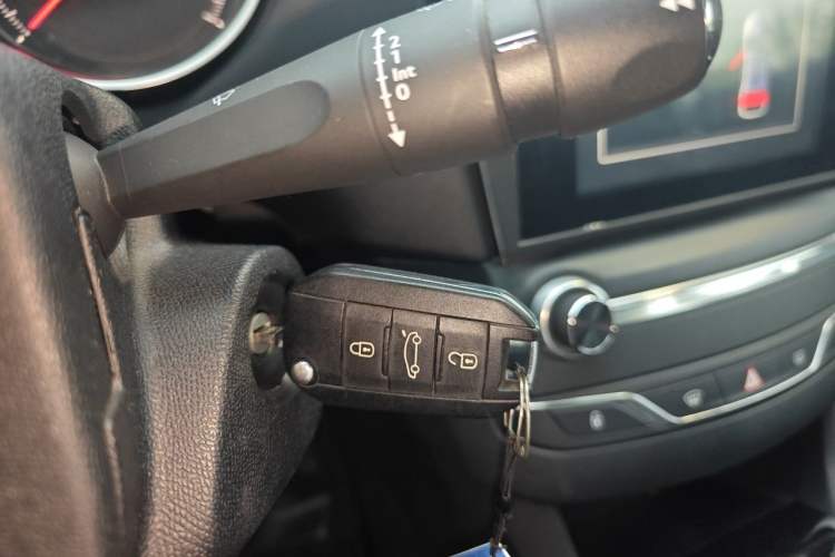 Used Peugeot 408 2014 1.8L Automatic Luxury Edition Vehicle Key