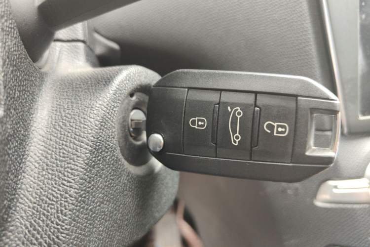 Used Peugeot 408 2014 1.8L Automatic Luxury Edition Vehicle Key