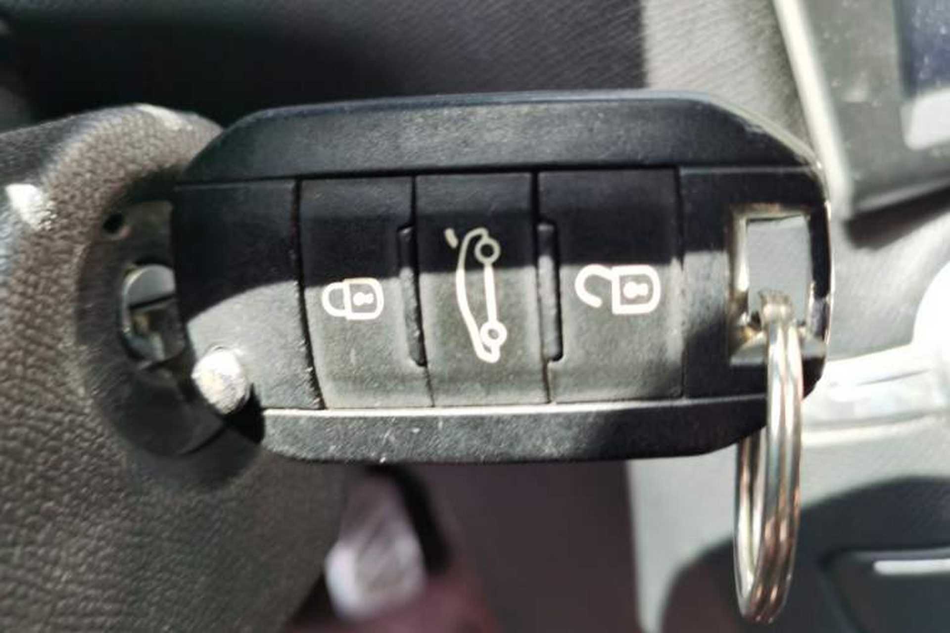 Used Peugeot 408 2014 1.8L Automatic Luxury Edition Vehicle Key