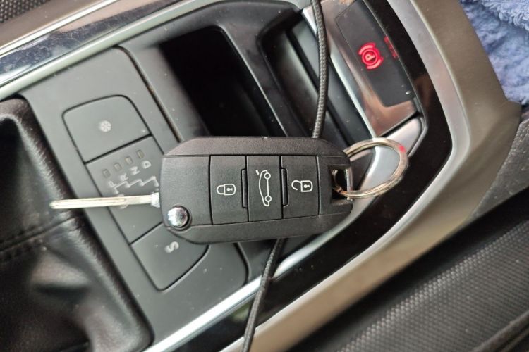 Used Peugeot 408 2014 1.8L Automatic Luxury Edition Vehicle Key