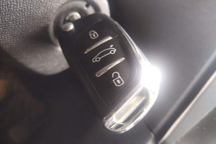 Used Peugeot 408 2014 1.8L Automatic Luxury Edition Vehicle Key