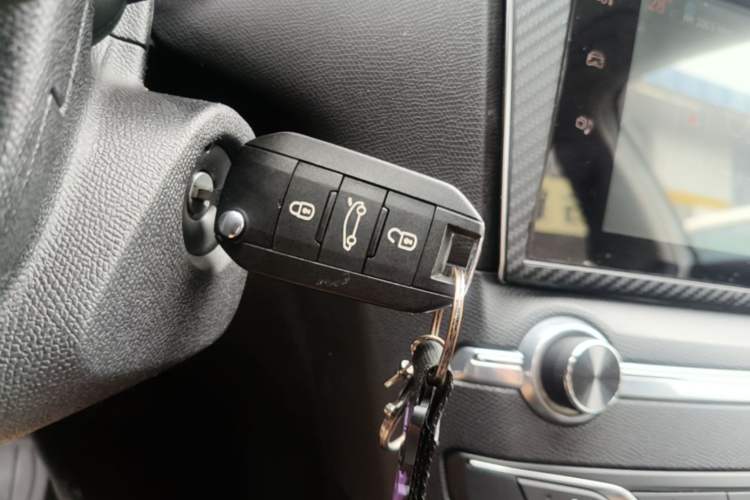Used Peugeot 408 2014 1.8L Automatic Luxury Edition Vehicle Key