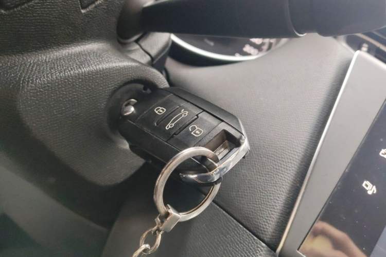 Used Peugeot 408 2014 1.8L Automatic Luxury Edition Vehicle Key