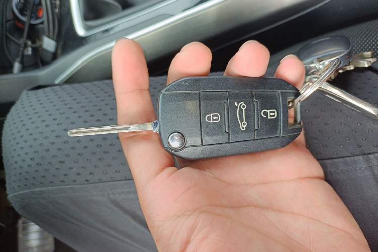 Used Peugeot 408 2014 1.8L Automatic Luxury Edition Vehicle Key