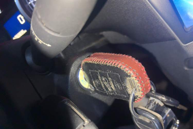 Used Peugeot 408 2014 1.8L Automatic Leading Edition Vehicle Key