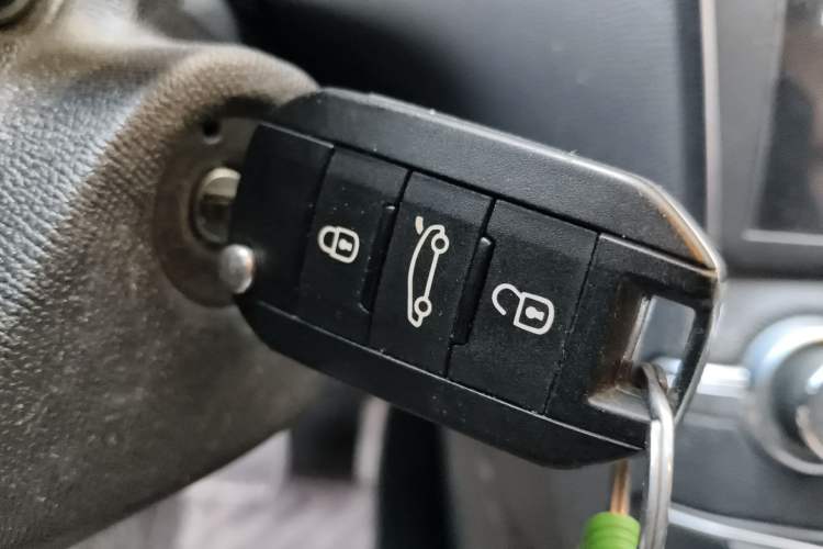 Used Peugeot 408 2014 1.8L Automatic Luxury Edition Vehicle Key
