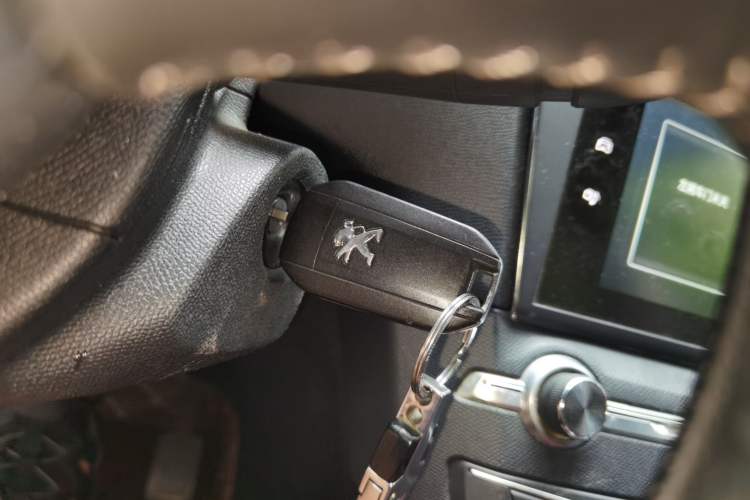 Used Peugeot 408 2014 1.8L Automatic Luxury Edition Vehicle Key