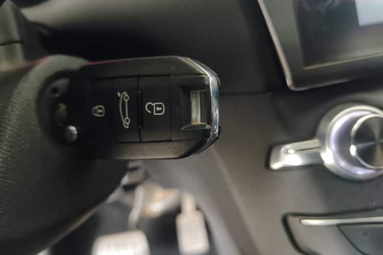 Used Peugeot 408 2014 1.8L Automatic Luxury Edition Vehicle Key