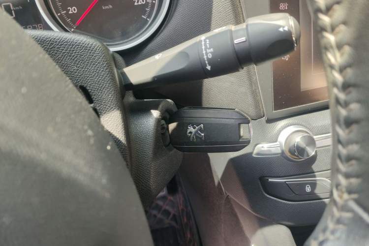 Used Peugeot 408 2014 1.8L Automatic Luxury Edition Vehicle Key