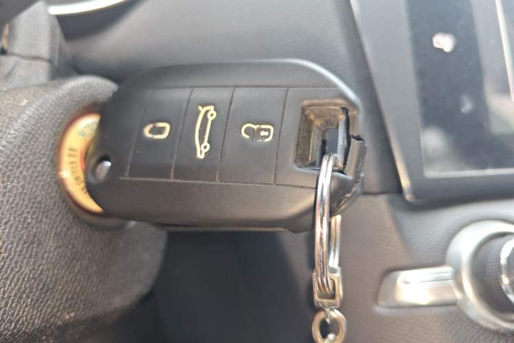 Used Peugeot 408 2014 1.8L Automatic Luxury Edition Vehicle Key