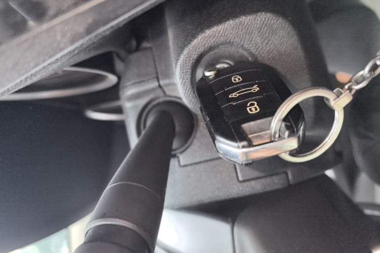 Used Peugeot 408 2014 1.8L Automatic Luxury Edition Vehicle Key