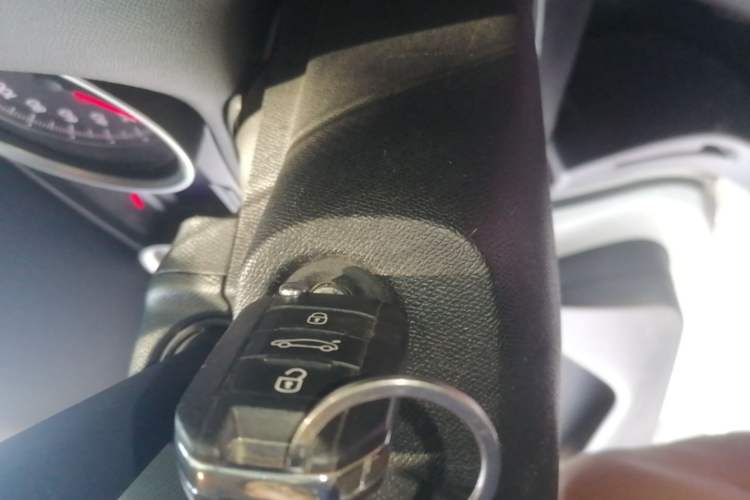Used Peugeot 408 2014 1.8L Automatic Luxury Edition Vehicle Key
