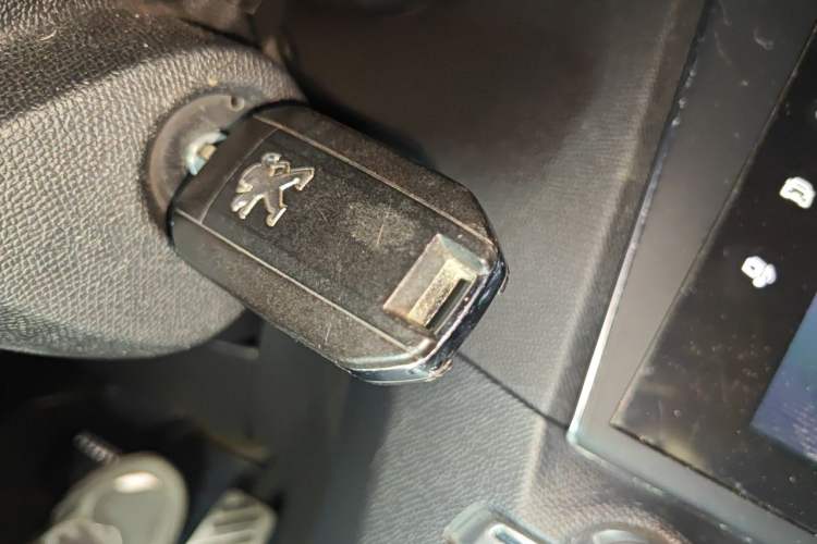 Used Peugeot 408 2014 1.8L Automatic Luxury Edition Vehicle Key