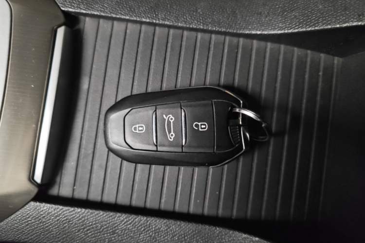 Used Peugeot 408 2014 1.6T Automatic Prestige Edition Vehicle Key
