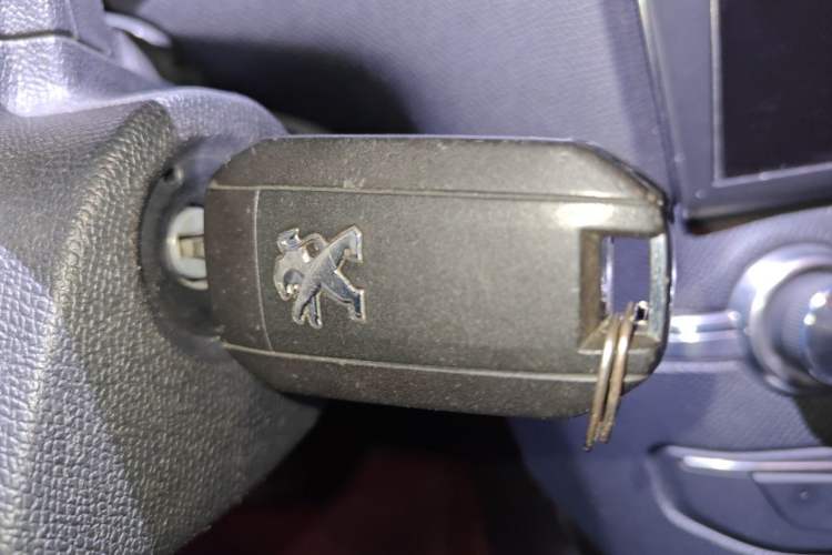 Used Peugeot 408 2014 1.8L Automatic Luxury Edition Vehicle Key