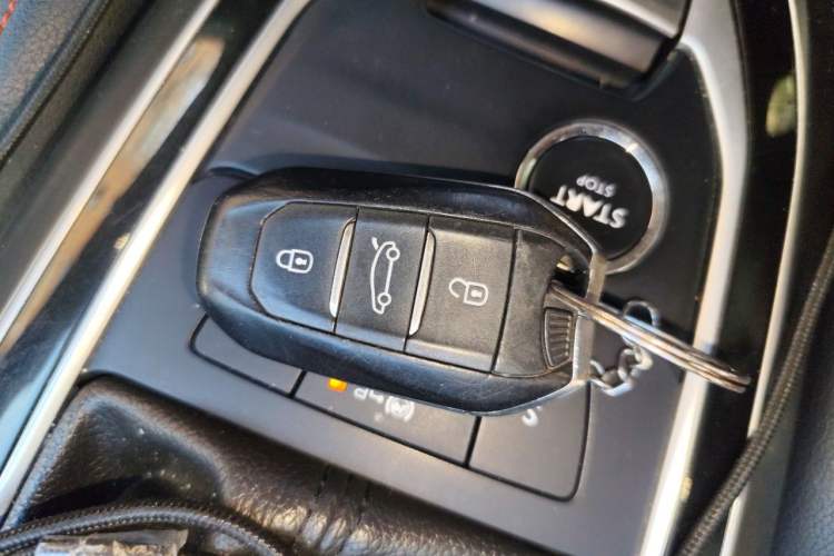Used Peugeot 408 2014 1.6T Automatic Prestige Edition Vehicle Key