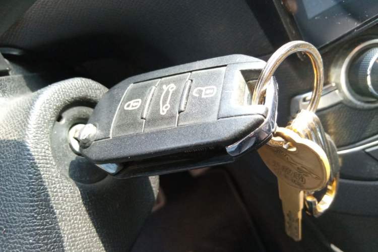 Used Peugeot 408 2014 1.8L Automatic Luxury Edition Vehicle Key