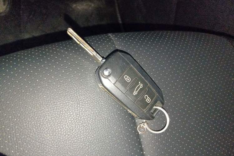 Used Peugeot 408 2014 1.8L Automatic Luxury Edition Vehicle Key