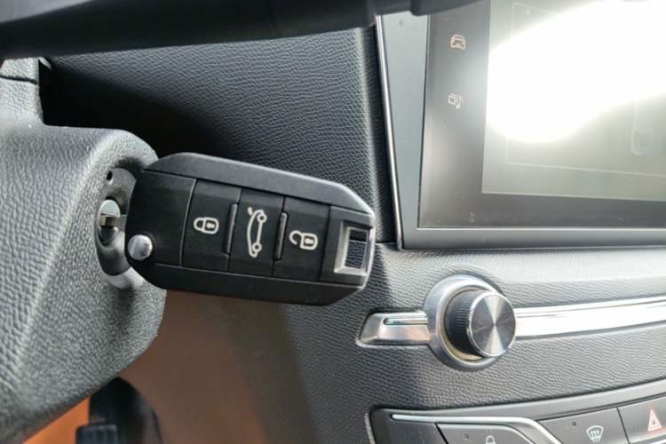 Used Peugeot 408 2014 1.8L Automatic Luxury Edition Vehicle Key
