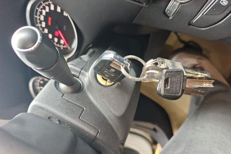 Used Peugeot 408 2014 1.8L Automatic Luxury Edition Vehicle Key