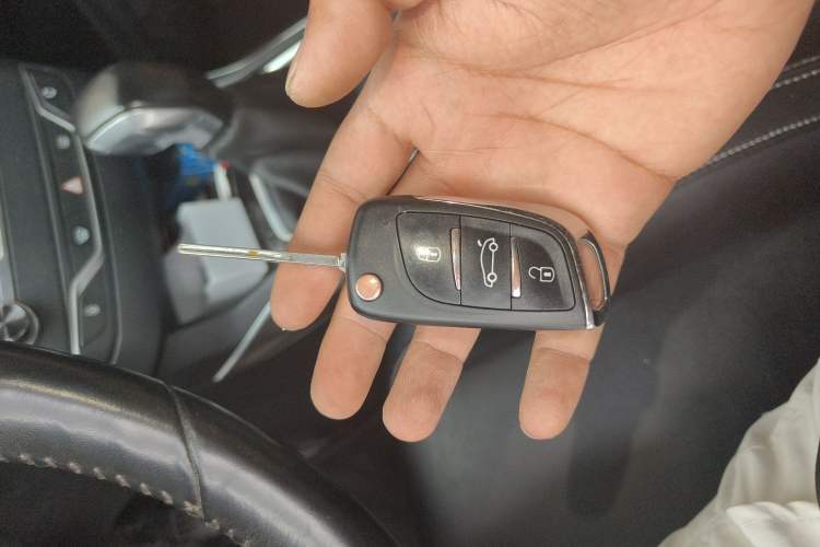 Used Peugeot 408 2014 1.8L Automatic Luxury Edition Vehicle Key