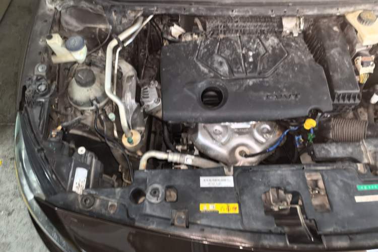 Used Peugeot 408 2014 1.8L Automatic Luxury Edition Engine Bay Right