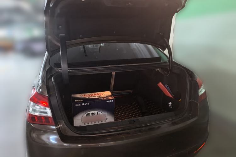 Used Peugeot 408 2014 1.8L Automatic Luxury Edition Trunk