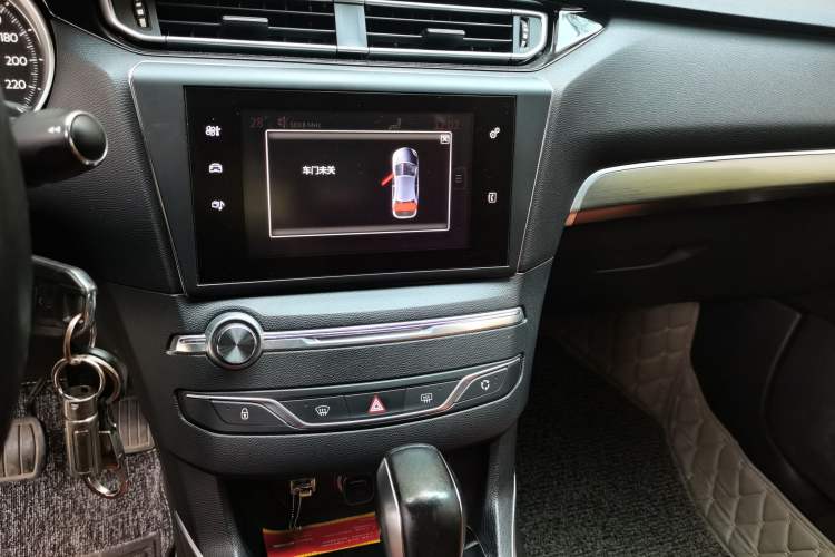 Used Peugeot 408 2015 1.2T Automatic Luxury Edition Audio And AC Panel