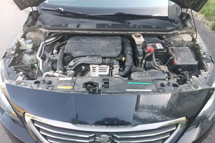 Used Peugeot 408 2015 1.2T Automatic Luxury Edition Engine Bay