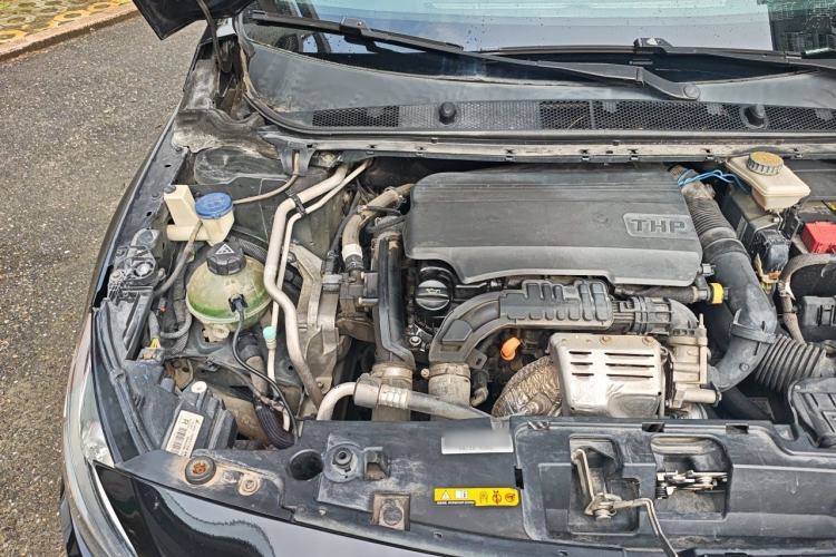Used Peugeot 408 2015 1.2T Automatic Luxury Edition Engine Bay Right