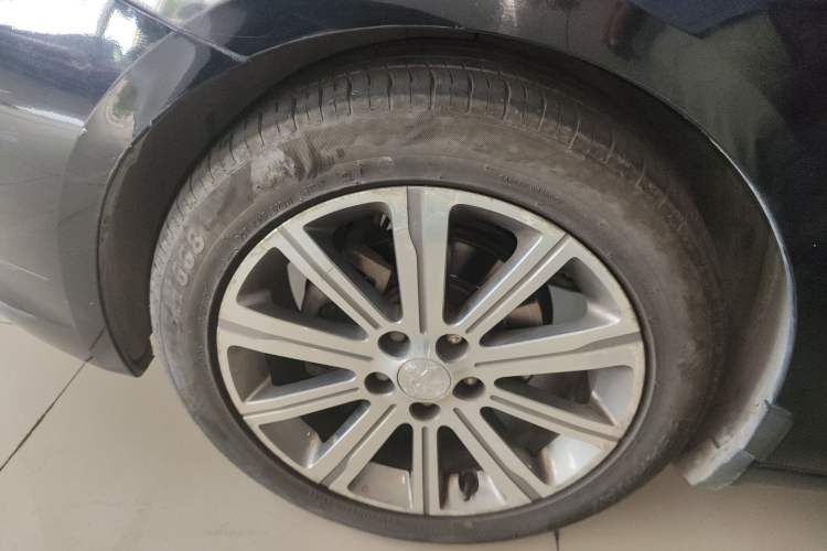 Used Peugeot 408 2015 1.2T Automatic Luxury Edition Exterior 2