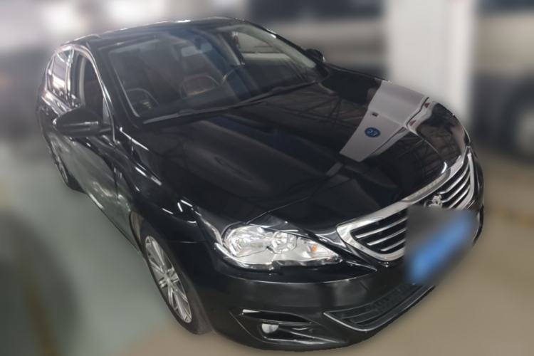 Used Peugeot 408 2015 1.2T Automatic Luxury Edition Front Right 45 Deg
