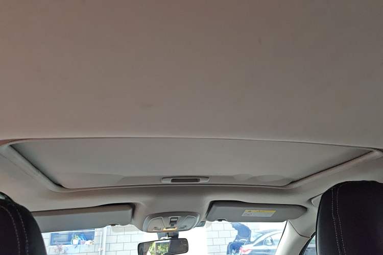 Used Peugeot 408 2015 1.2T Automatic Luxury Edition Headliner