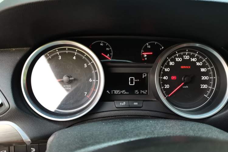 Used Peugeot 408 2015 1.2T Automatic Luxury Edition Instrument Cluster