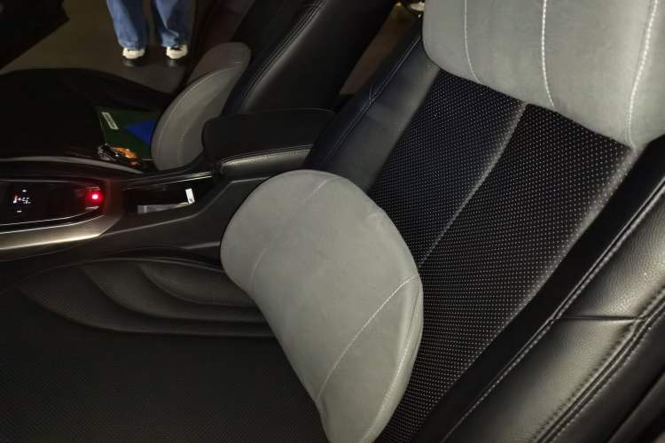 Used Peugeot 408 2015 1.2T Automatic Luxury Edition Left Front Seat