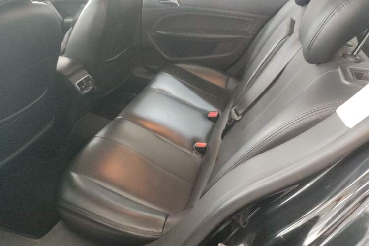 Used Peugeot 408 2015 1.2T Automatic Luxury Edition Left Rear Seat